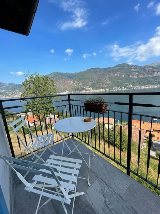 Il Noce Lake View Apartment Lezzeno Luaran gambar